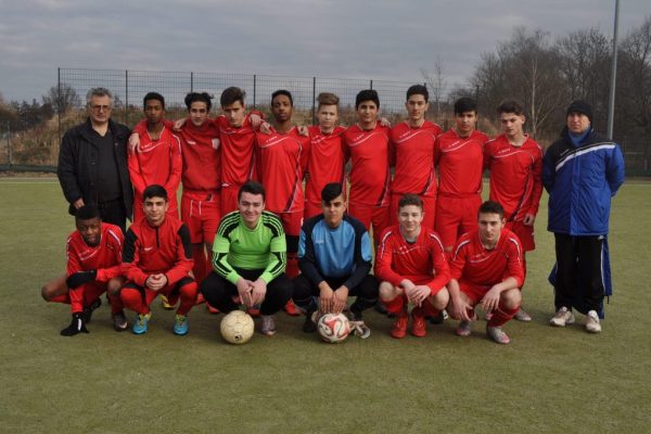 Dominik attı gençler kazandı