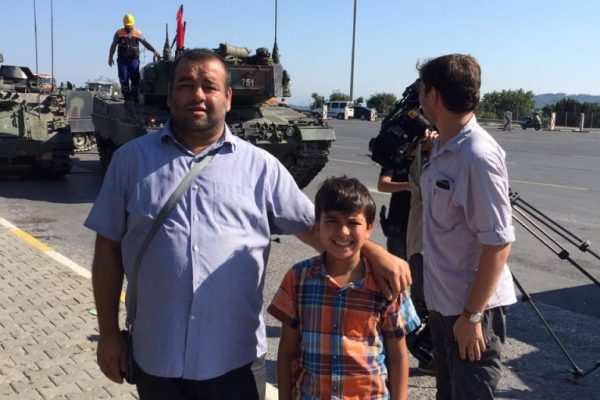 Türkiye darbeye “dur” dedi