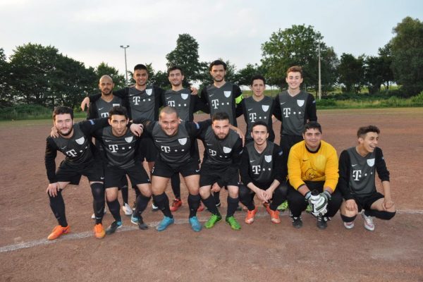 Lauenburg üç lig üste kaybetti