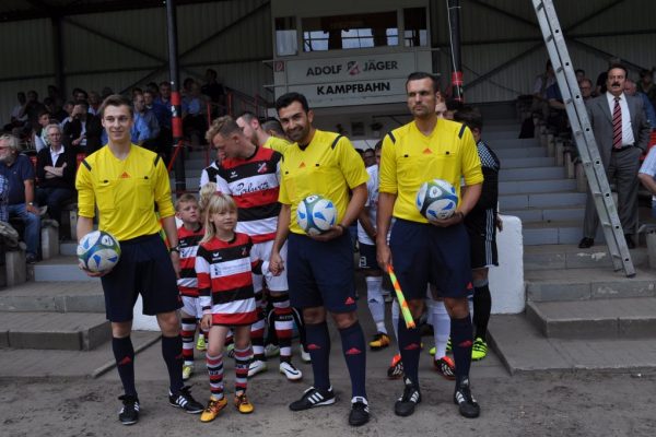 Sezonun ilk düdüğünü Murat çaldı