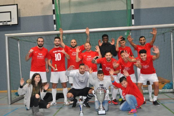 Salonda ”Zorlu” rüzgar esti