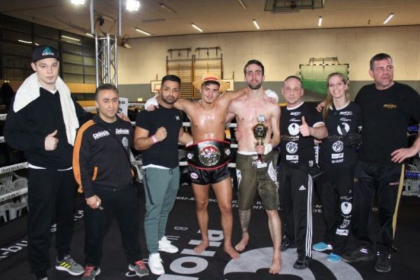 Kick Boks’a şampiyon ”Bakış”ı