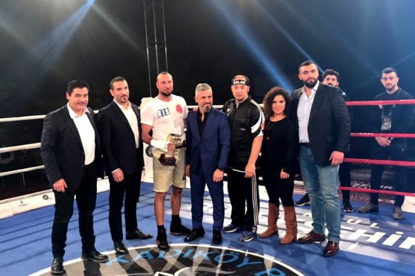 Hüseyin Cinkara, rakibini devirdi