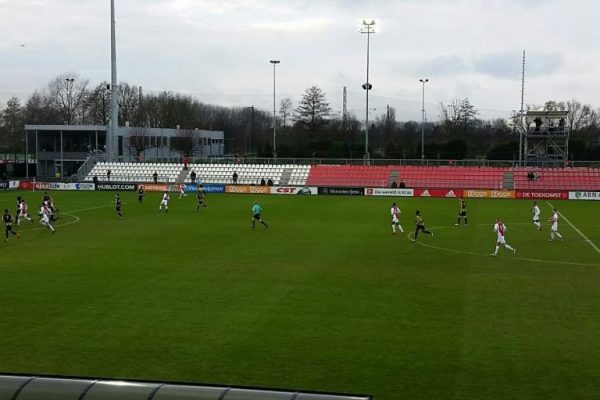 Karacabey Birlikspor 3 puanla tanıştı