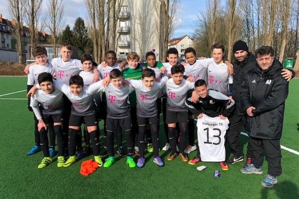 Gençler galibiyetle tanıştı