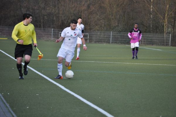 Balat attı, Sasel farklı kazandı