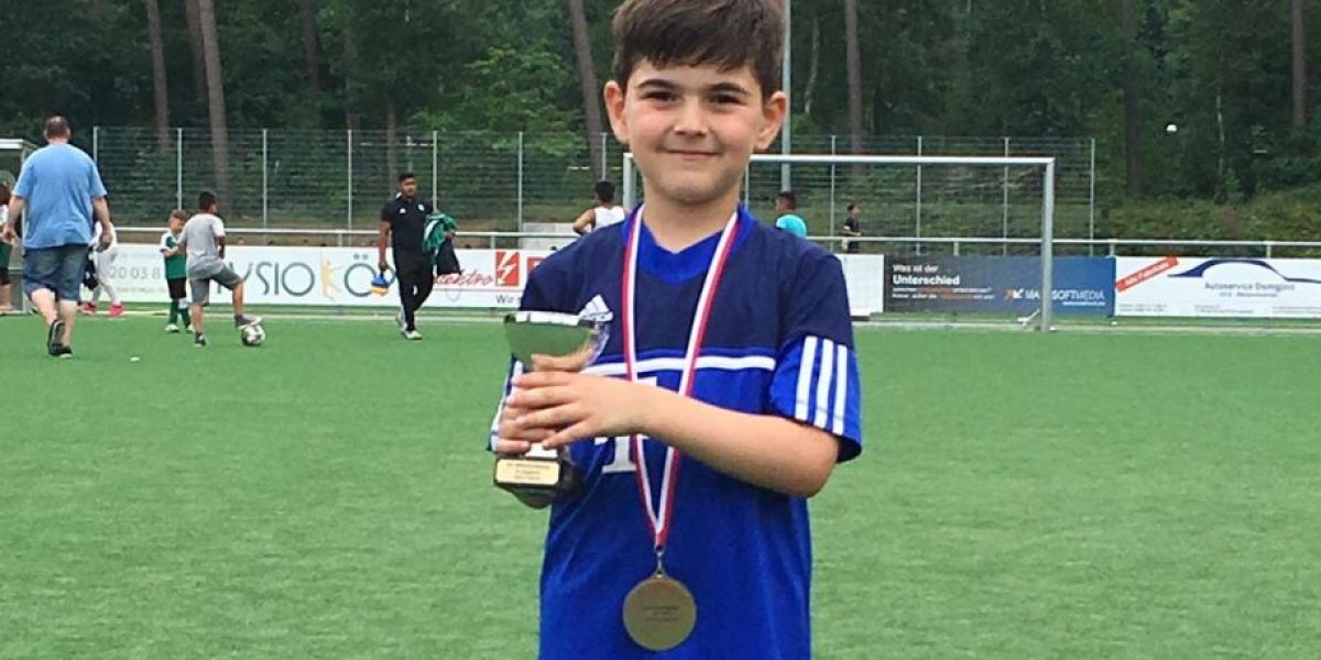 Yetenekli minik futbolcu: Efe Nuri
