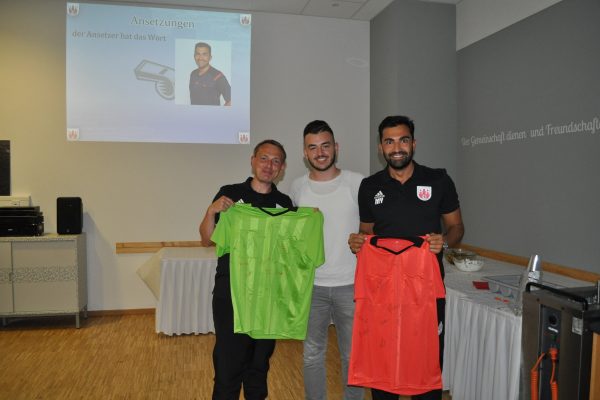 Trikot Überraschung von den Schiedsrichtern