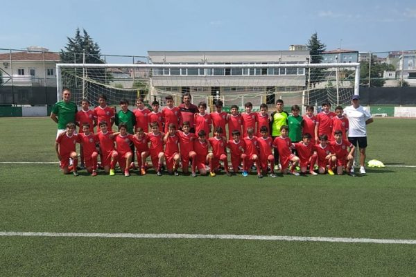 Geleceğin futbolcuları Atik’e emanet