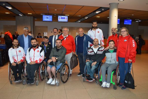 12 CESUR YÜREKTEN HAMBURG’A HÜZÜNLÜ VEDA