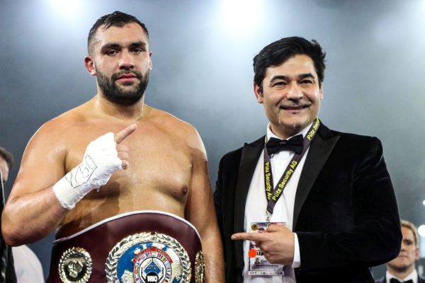 Ali Eren Demirezen rakibini ezdi geçti