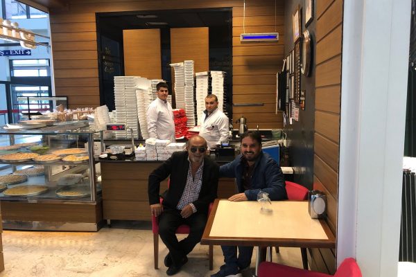 Baklavanın adresi: Ömer Güllüoğlu