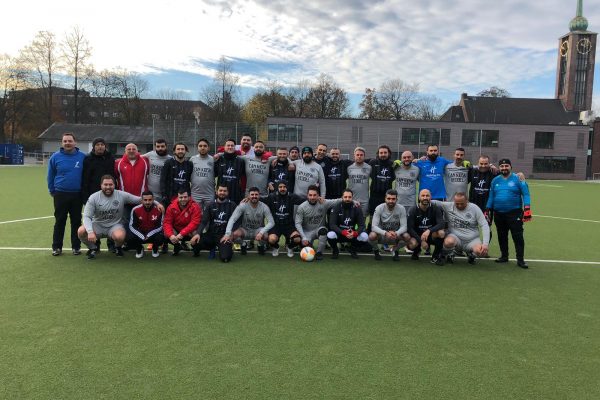 Veteranlar derbisi berabere