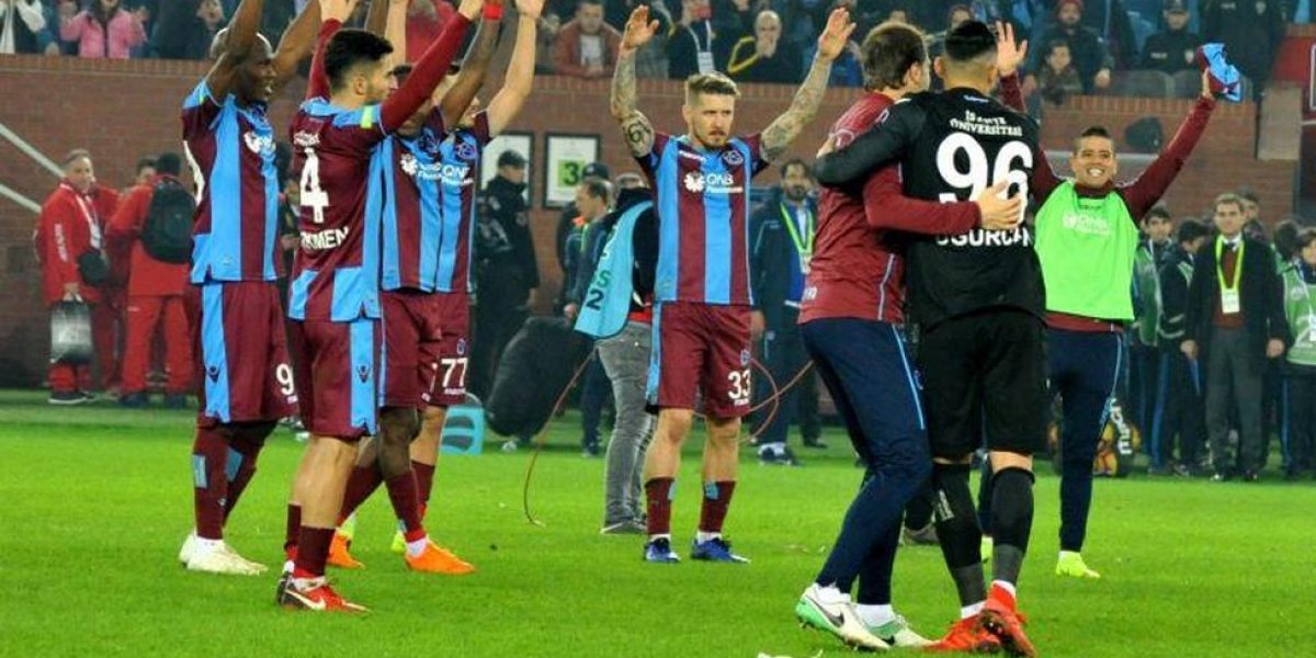 Trabzonspor, ligin ilk yarısında evinde güldü