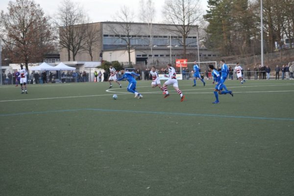 Altona ”Sağlam” adımlarla