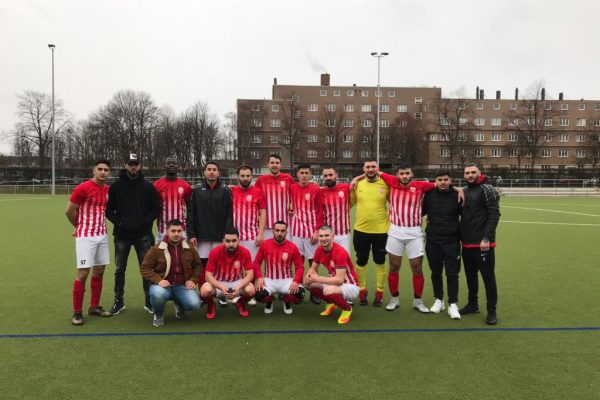 Veddel bir puanı kurtardı