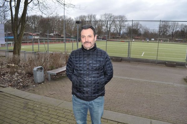 HAMBURG-HAMM’DAKİ SAHA 8 YILDIR SAMSUN’LU KENAN’A EMANET