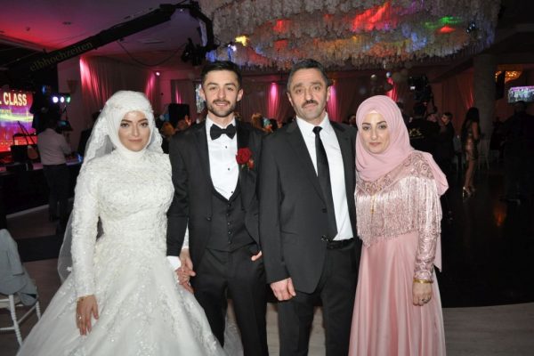 Düğünde yediyüze yakın konuk