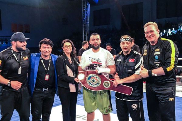 Ali Eren Demirezen, üçüncü kez Avrupa Şampiyonu