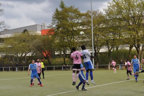 İnter puan dağıtıyor