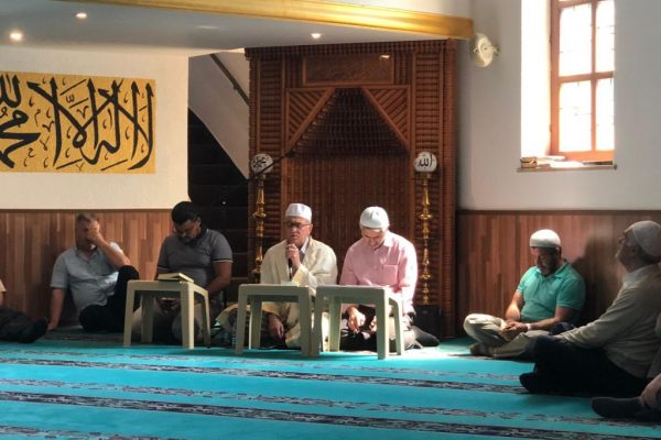 Gazeteci Hurşit Köse Babası Türkey Köse için Mevlid Okuttu