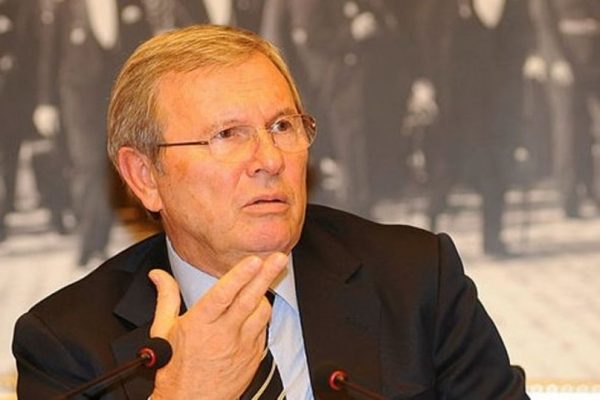 Yeni MHK Başkanı Zekeriya Alp oldu