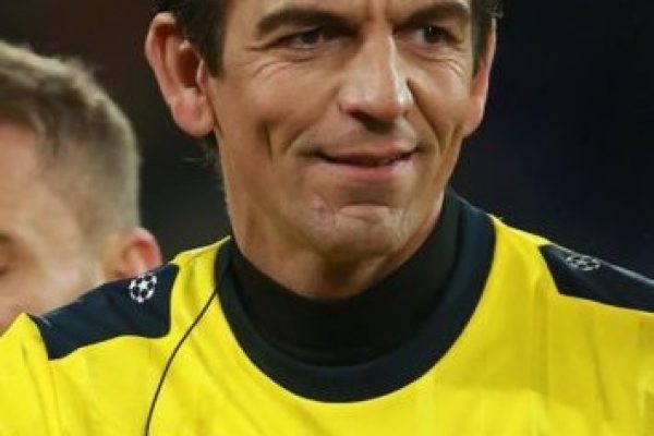 Almanya’da gurur kaynağımız Deniz Aytekin