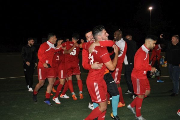 Gece 3 puanla aydınlandı