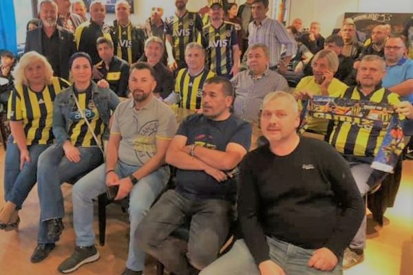 Derbi Sonrası Dostluk Rüzgarı!