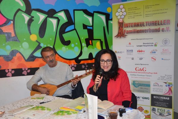 SOSYAL PEDAGOG SEViM TARHAN’DAN ŞİİR OKUMA GÜNÜ