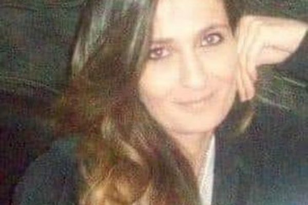 PİNNEBERG’İN GÜLEN YÜZÜ AŞKIN AYASAY ÇİÇEK SOLDU!!!