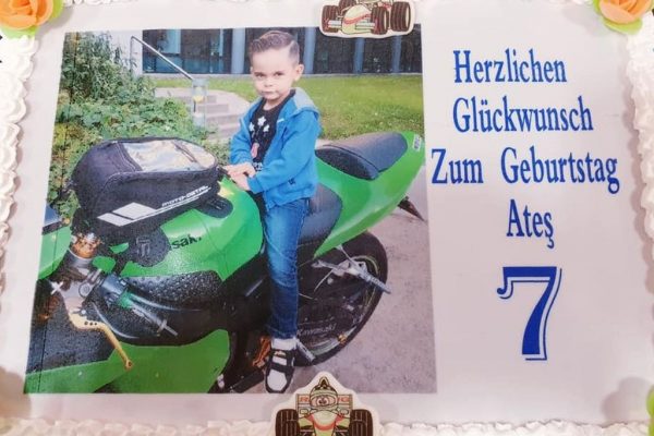 Ateş 7. Yaş Gününü Kutladı