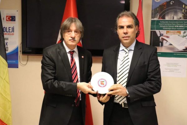 Abdulkadir Bakırdöven’e Onur Ödülü