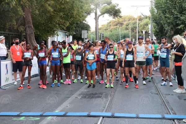 Uluslararası İzmir Maratonu başladı