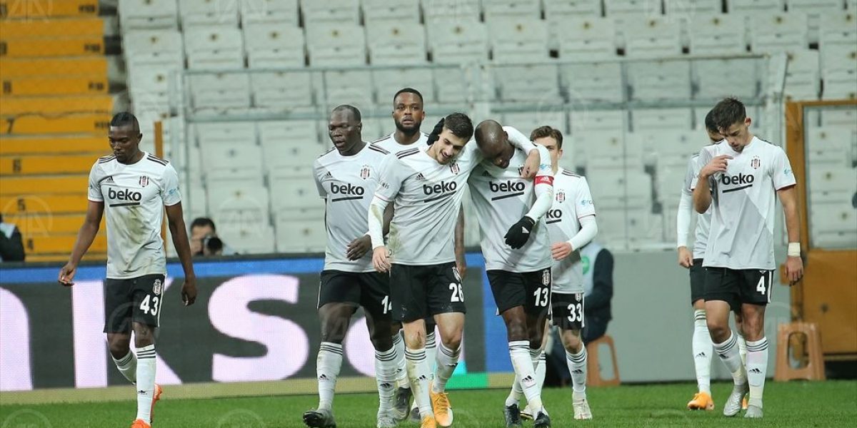 Beşiktaş’ın gol yükü Larin, Aboubakar ve Atiba’da