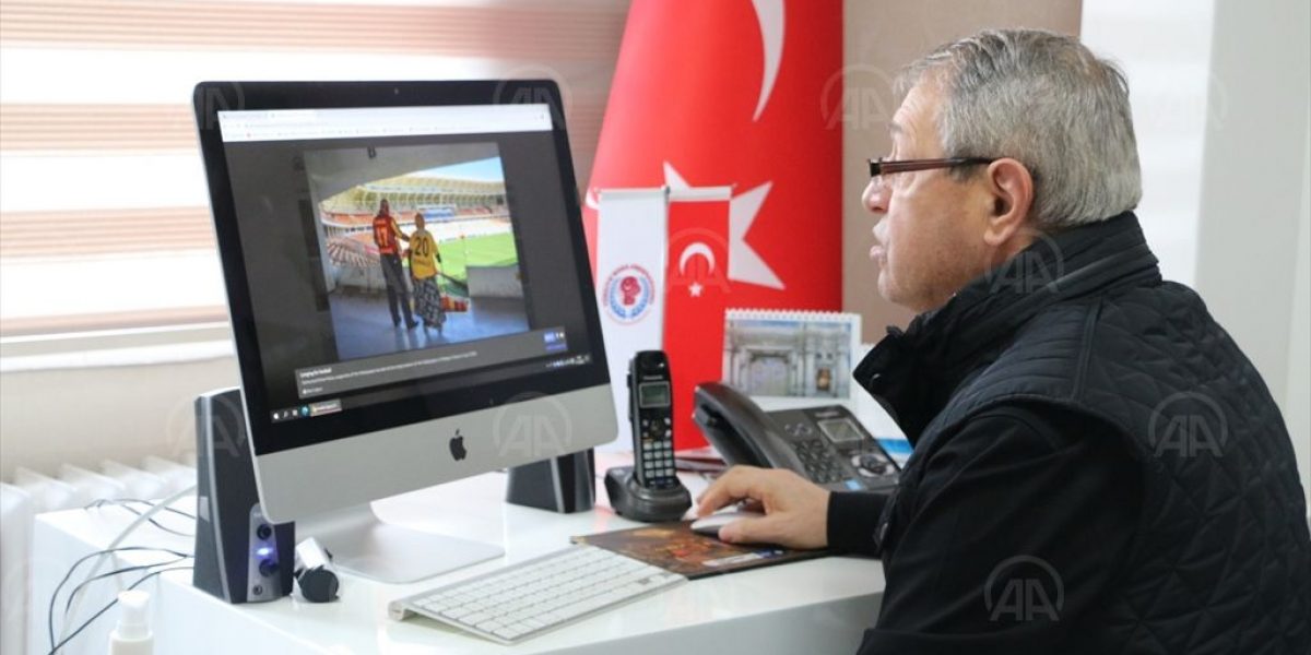 Türkiye Boks Federasyonu Başkanı Eyüp Gözgeç, AA’nın “Yılın Fotoğrafları” oylamasına katıldı