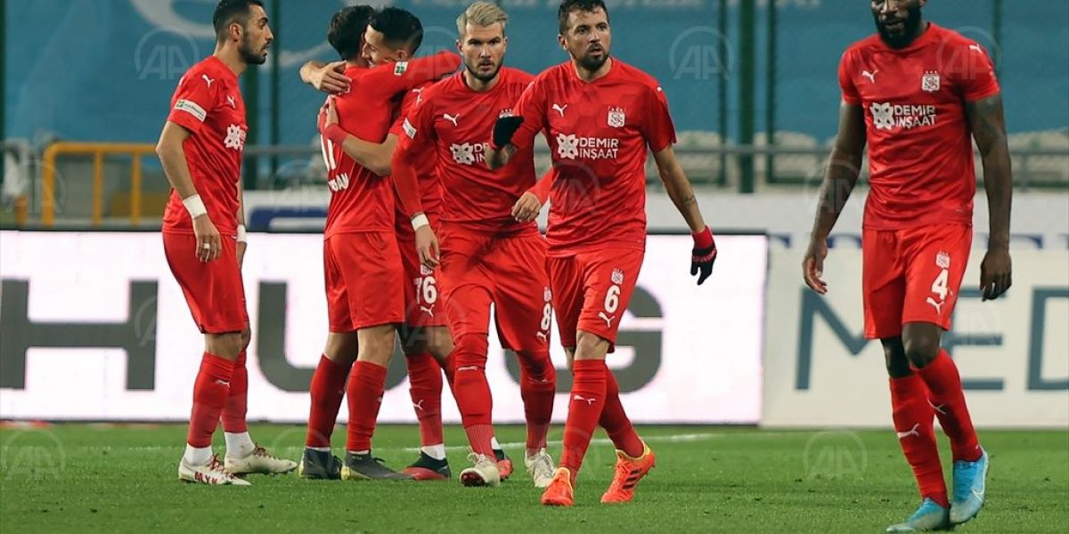 Demir Grup Sivasspor nihayet kazandı