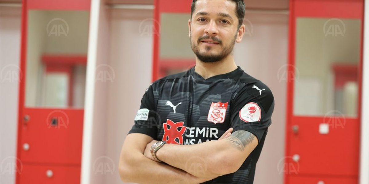 Sivasspor, Ahmet Oğuz’u transfer etti