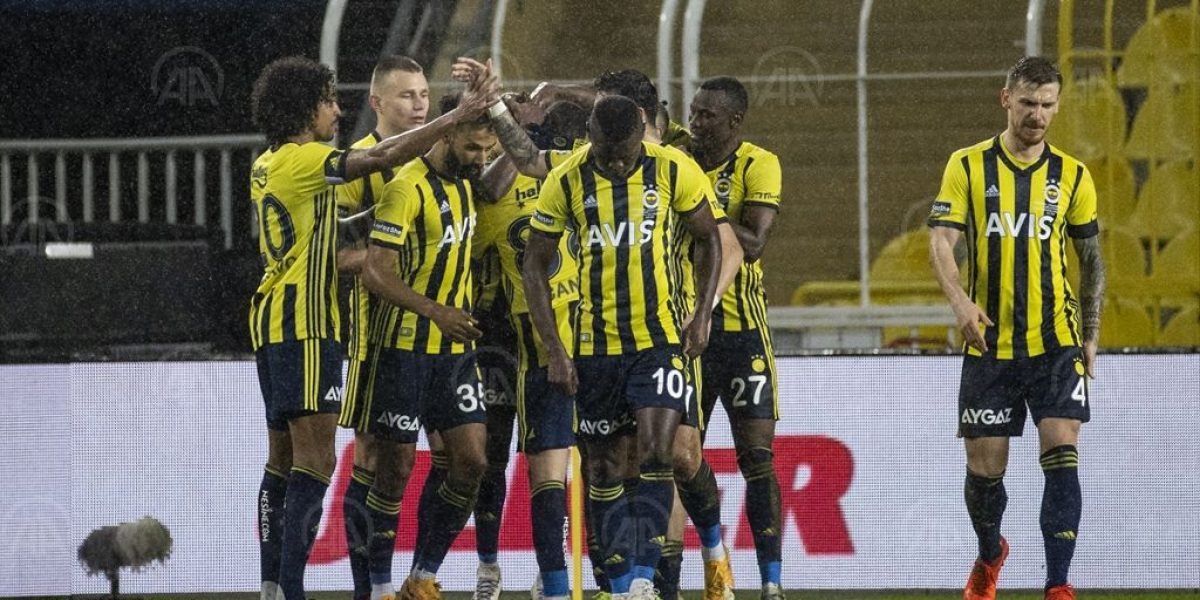 Fenerbahçe, Çaykur Rizespor engelini tek golle geçti
