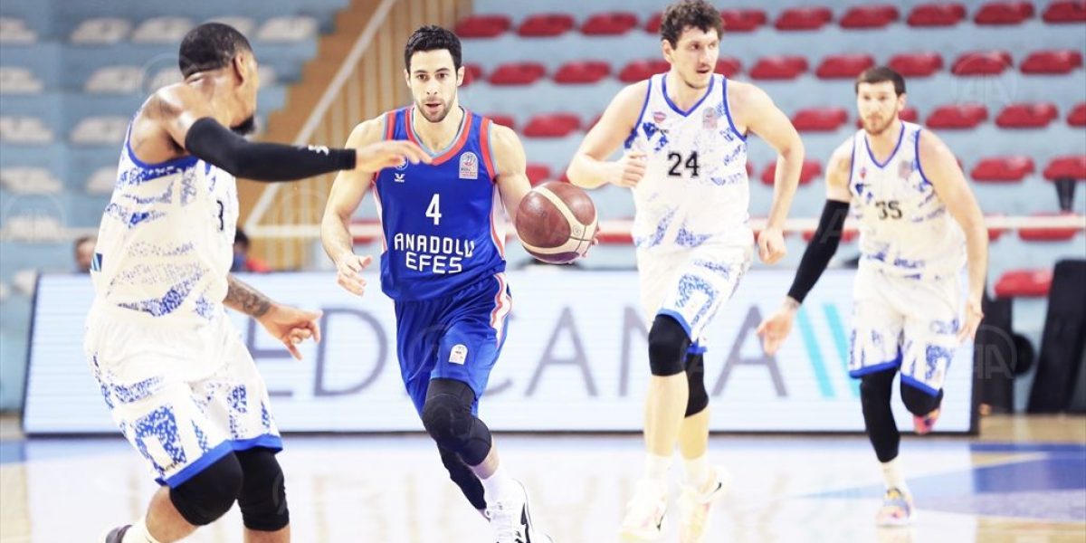 Büyükçekmece Basketbol: 83 – Anadolu Efes: 94
