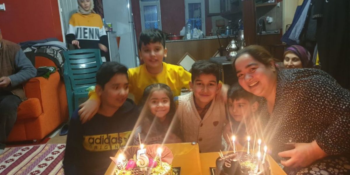 Fenerbahçe’li Ebubekir’e 5 yıldızlı doğum günü