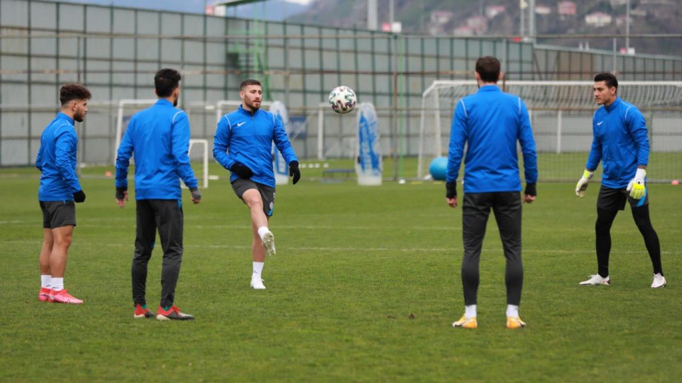 Çaykur Rizespor'da Hes Kablo Kayserispor maçı hazırlıkları
