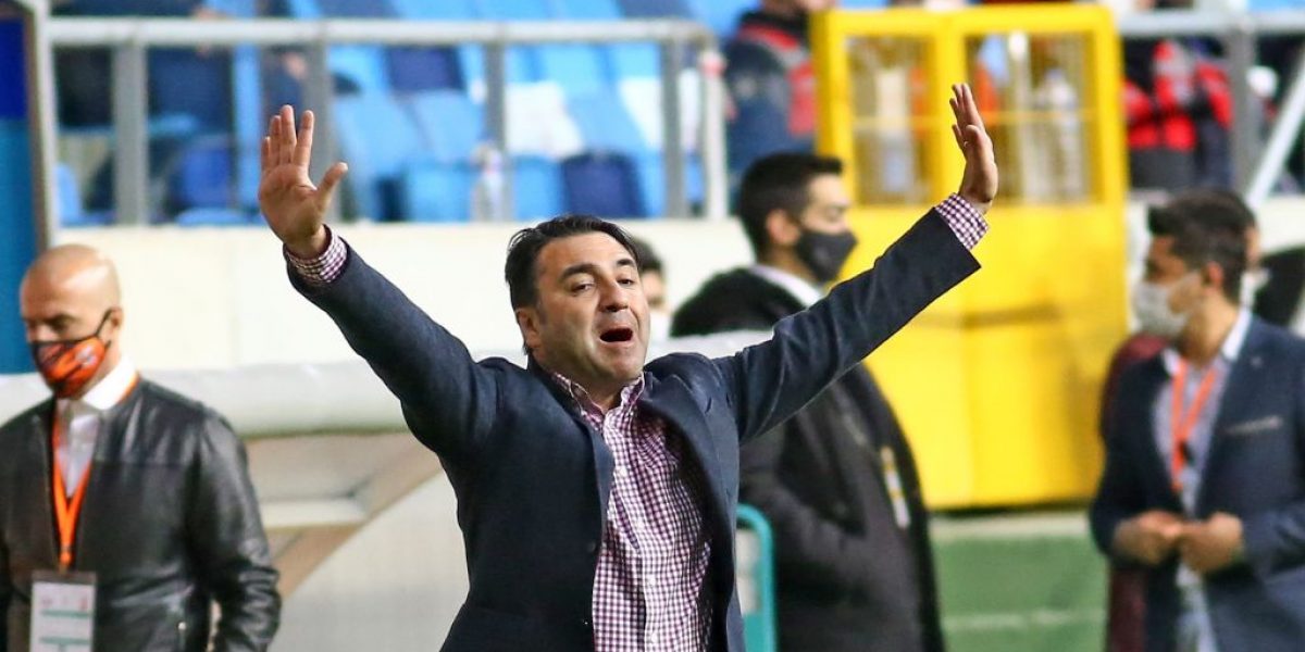 Adanaspor’da teknik direktör Emrah Bayraktar ile yollar ayrıldı
