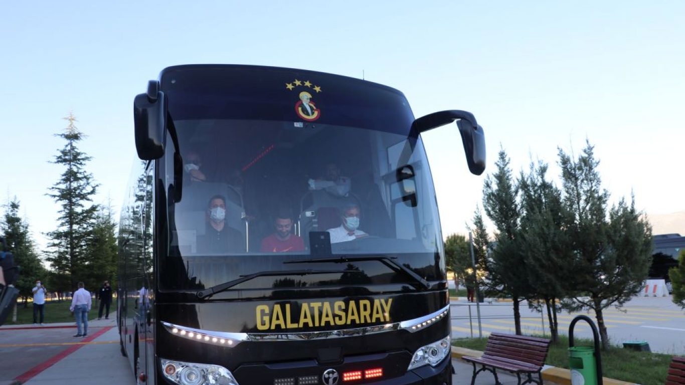 Galatasaray kafilesi Denizli'de