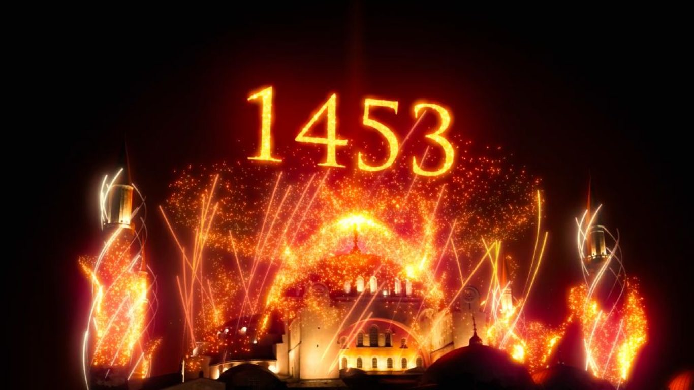 İstanbul'un fethinin 568. yıl dönümü görsel şölenle kutlandı