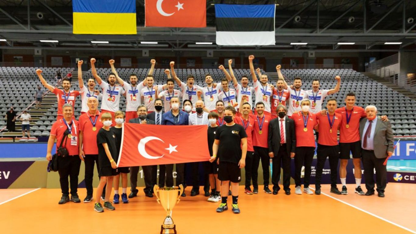 A Milli Erkek Voleybol Takımı, CEV Avrupa Altın Ligi'nde şampiyon oldu