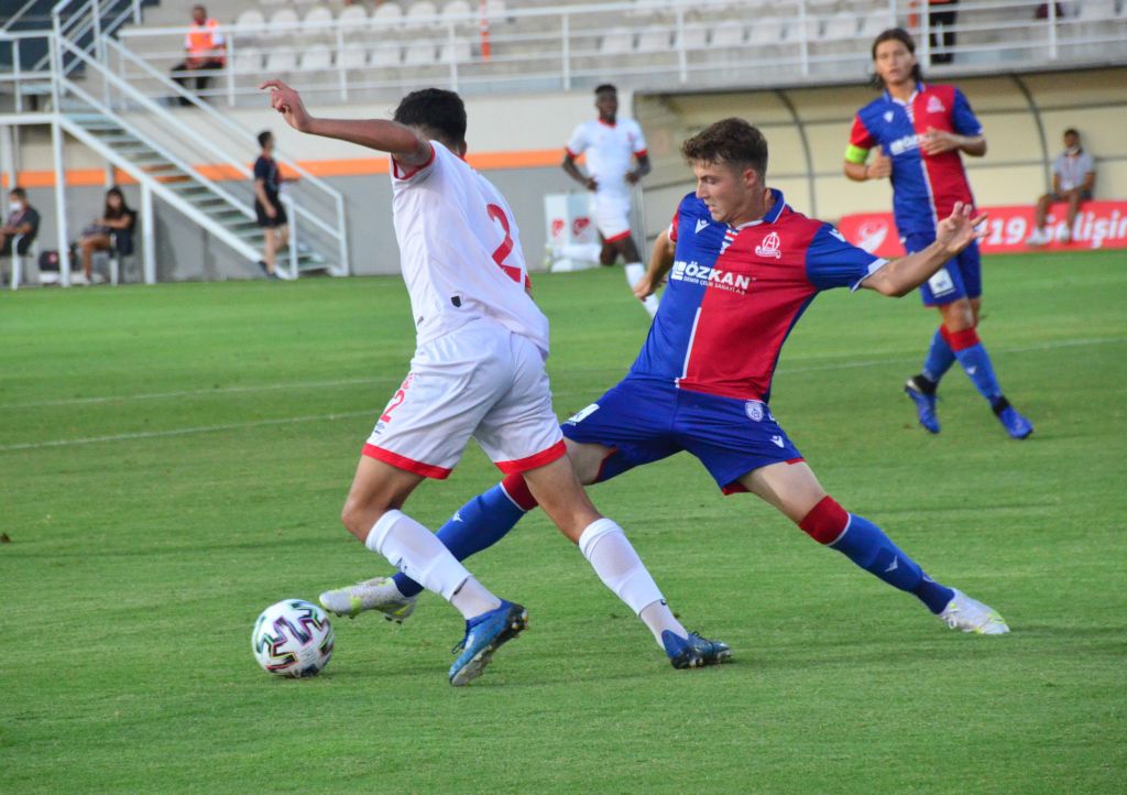 Yarı finalde Altınordu’yu 1-0 yenen Balıkesirspor, finale çıkan ilk takım oldu