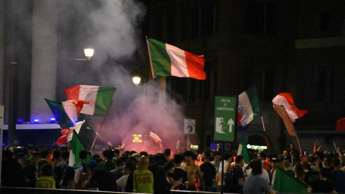 İtalya'da EURO 2020'de finale çıkma coşkusu yaşanıyor