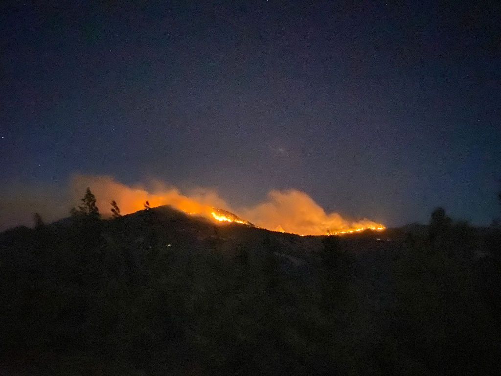 Manavgat’taki orman yangını söndürme çalışmaları devam ediyor