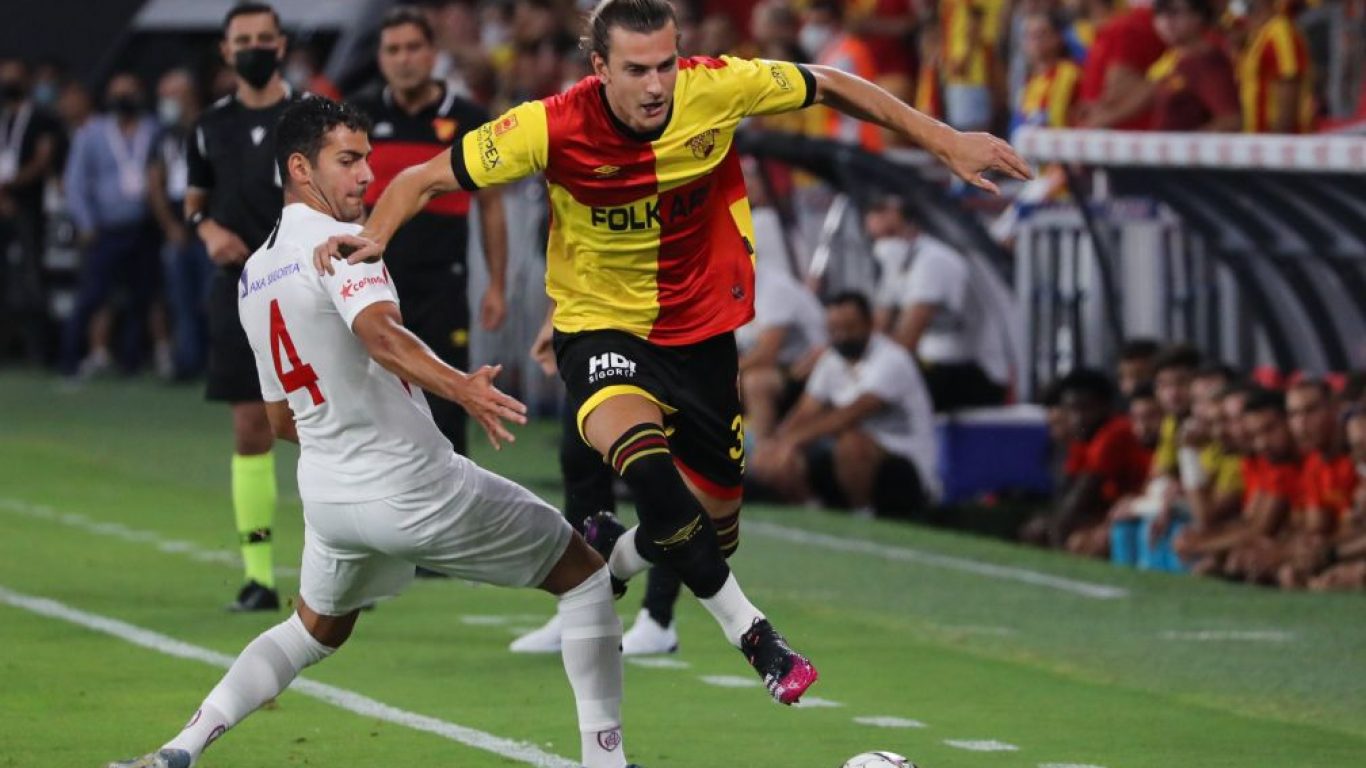 Göztepe, hazırlık maçında Altınordu'yu 2-0 mağlup etti